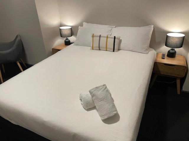 Lakemba Hotel Sydney Buitenkant foto